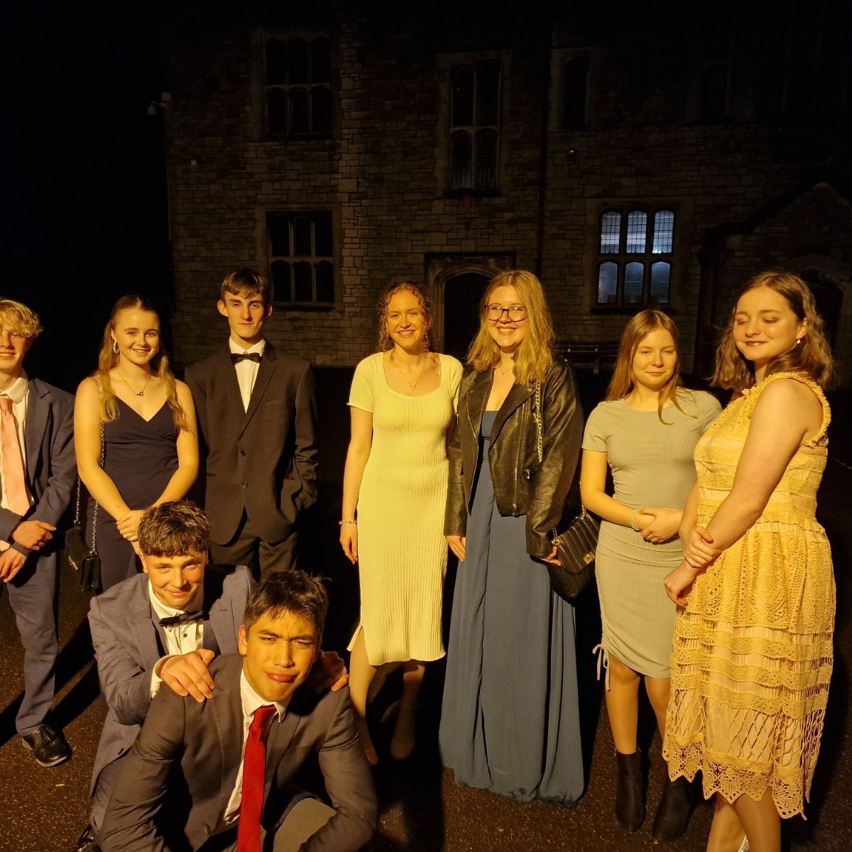 stoke-damerel-community-college-cadets-attend-formal-military-dinner